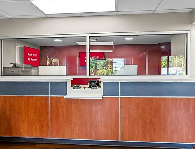 HomeTowne Studios by Red Roof Richmond - Airport/Sandston hotel detail image 3