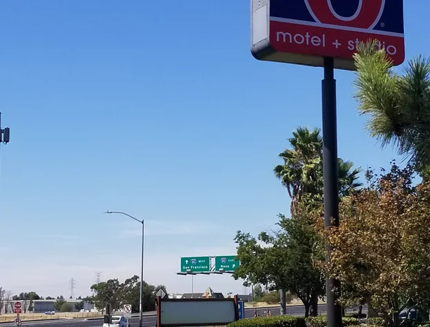 Motel 6 Sacramento, CA - Natomas & SMF Airport hotel detail image 1