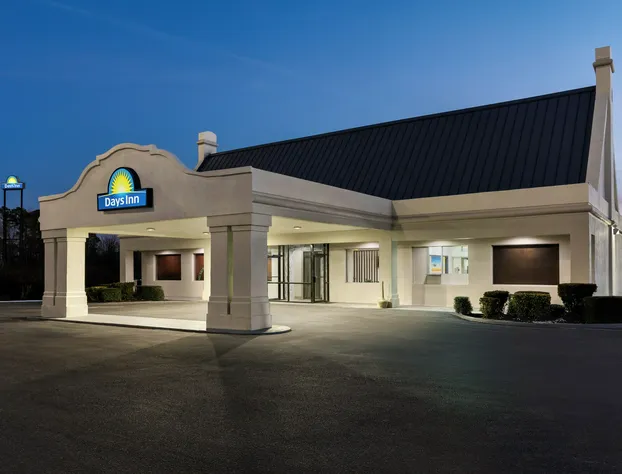 Baymont By Wyndham Emporia Va hotel detail image 1