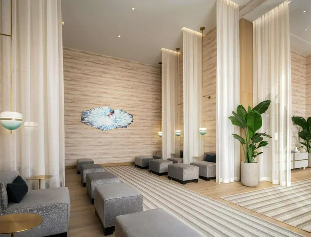 Fairmont Breakers Long Beach hotel detail image 3