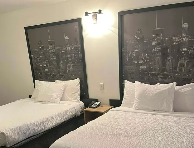 Super 8 by Wyndham Montreal hotel detail image 1