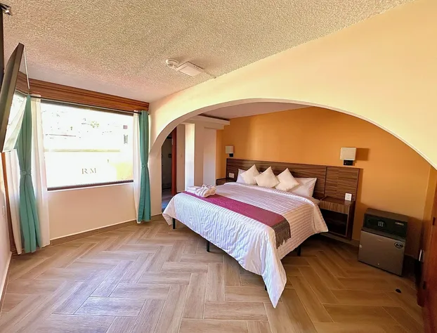 Suites del Jardin Principal hotel detail image 4