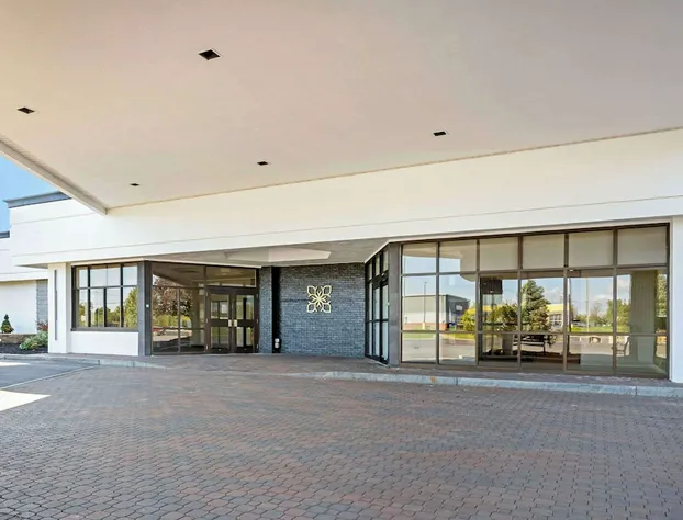 The Lux Hotel & Conference Center, an Ascend Collection Hotel hotel detail image 3