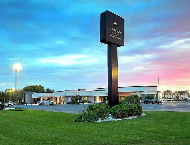 The Lux Hotel & Conference Center, an Ascend Collection Hotel hotel detail image 4