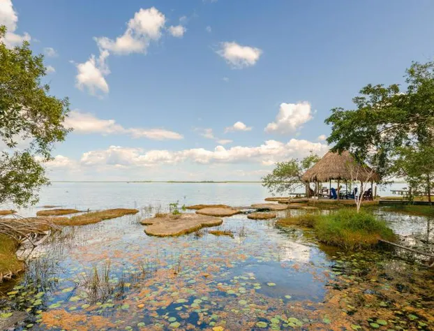 Azulea Bacalar Hotel & Spa - Lagoon Front hotel detail image 1