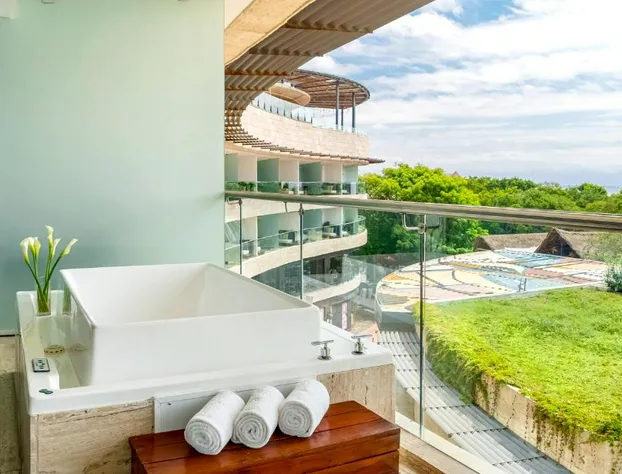 Hyatt Centric Playa del Carmen - Downtown House & Beach House hotel detail image 3