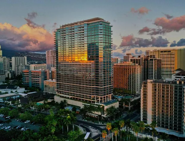 Ka Laʻi Waikiki Beach, LXR Hotels & Resorts hotel detail image 2
