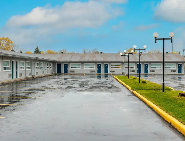 Motel 6 – Cornwall, ON hotel detail image 1