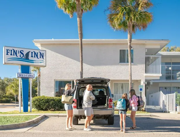 Fin's Inn & Suites hotel detail image 1
