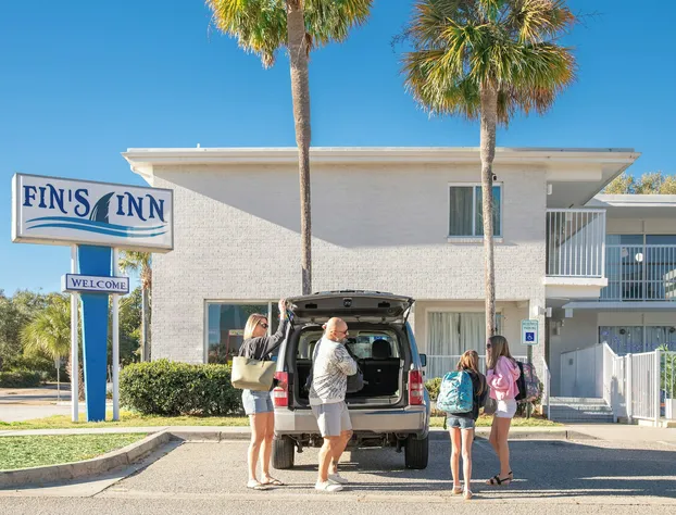 Fin's Inn & Suites hotel detail image 1