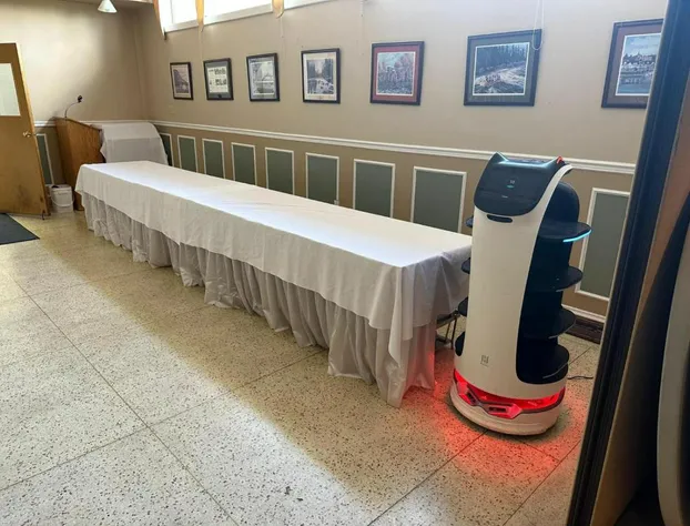 Bears Den Lounge and Motel hotel detail image 3