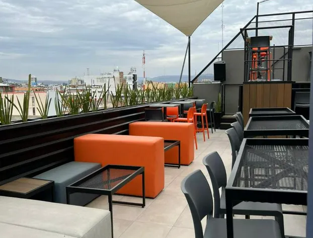 ALT Urbana hotel detail image 3