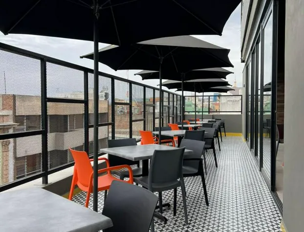 ALT Urbana hotel detail image 4