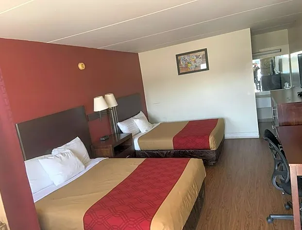 Kings Inn Motel hotel detail image 1