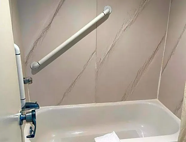 Kings Inn Motel hotel detail image 4