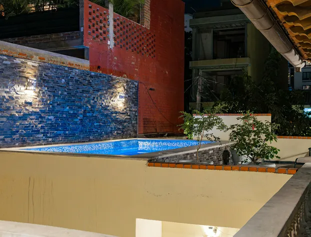 Victoria Suites hotel detail image 1