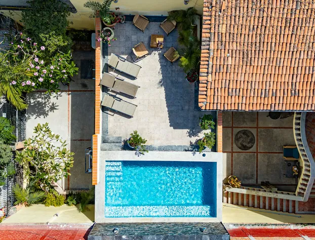 Victoria Suites hotel detail image 3