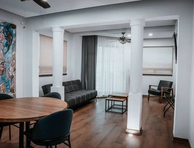 Hotel Capricho master suites hotel detail image 3