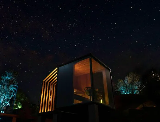 Bajo Estrellas Hotel Contemporáneo hotel detail image 3