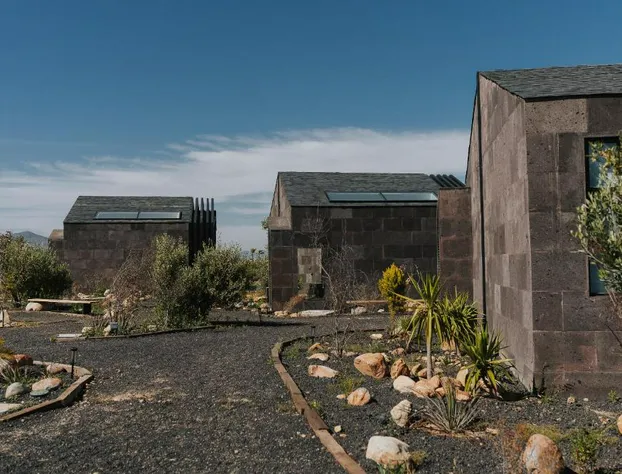 Bajo Estrellas Hotel Contemporáneo hotel detail image 1