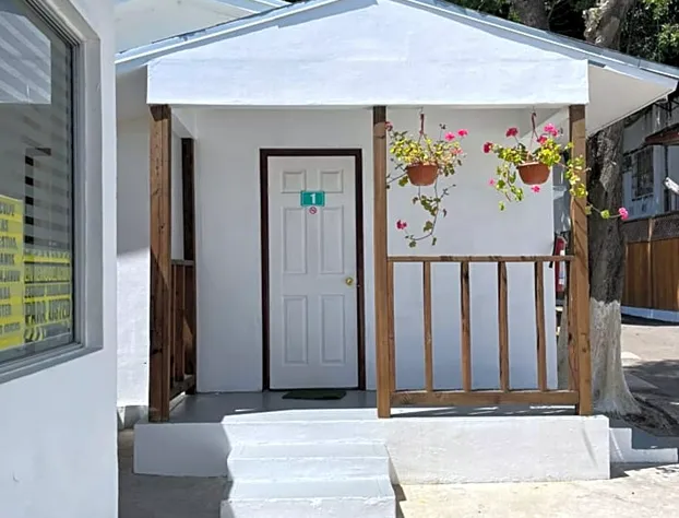 Del Bosque TJ Inn hotel detail image 1