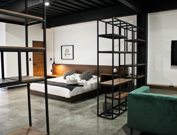 JR lofts hotel detail image 4