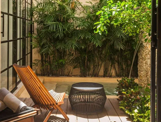 Adoro Hotel Boutique hotel detail image 1