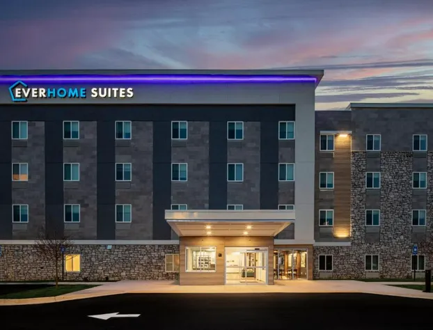 Everhome Suites Fayetteville near Fort Bragg hotel detail image 1