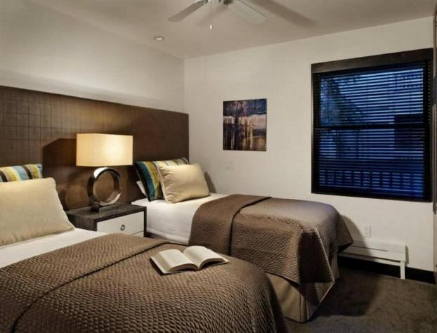 Luxury 3 Bedroom Downtown Aspen Vacation Rental With Amenities Including Heated Pool, Hot Tubs, Game Room and Spa hotel detail image 2