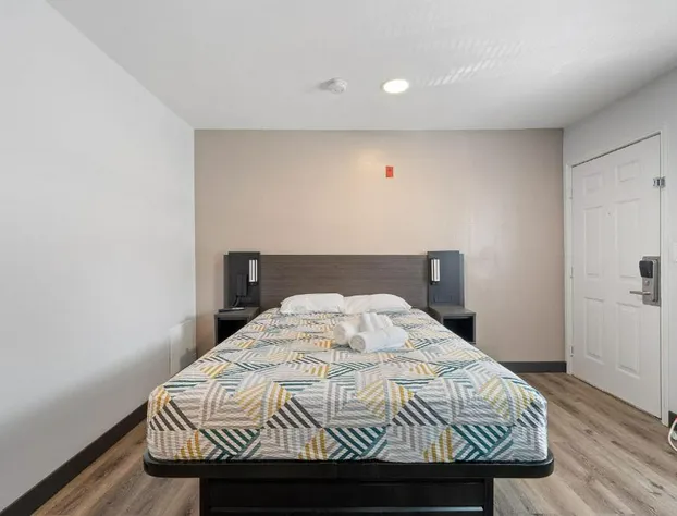 Southern Suites Pensacola Mobile hotel detail image 2