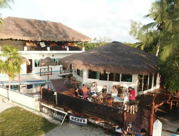 ikarus kiteboarding hotel detail image 3