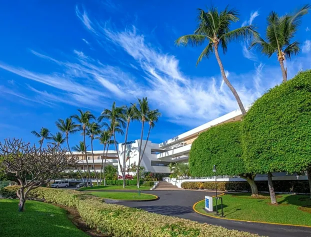 Wyndham Royal Sea Cliff Resort hotel detail image 3