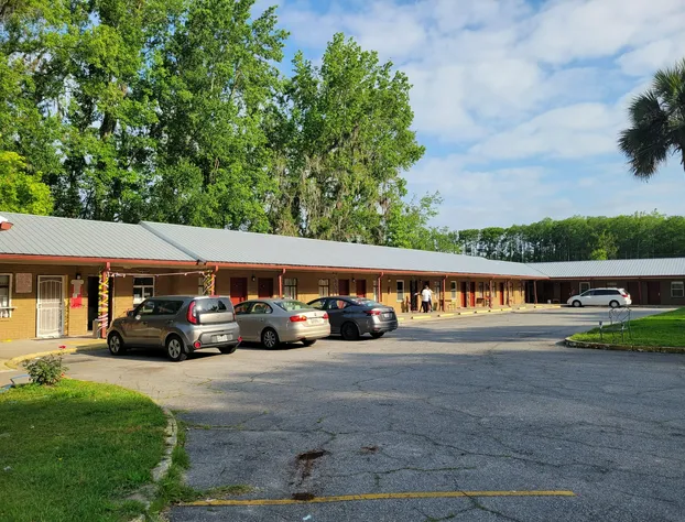 Harikrishna Midway Motel hotel detail image 1