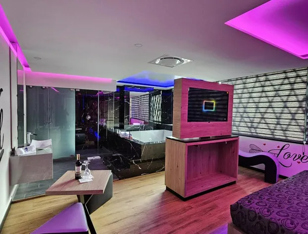 Hotel city lights hotel detail image 4