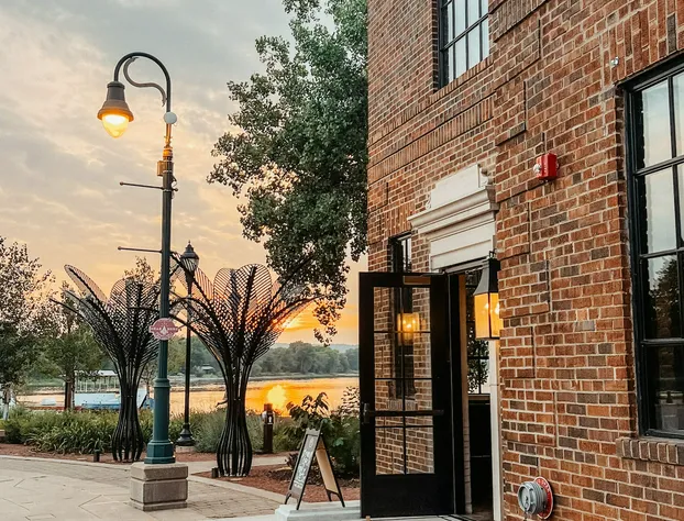 Hatchery Riverside Hotel & Event Venue hotel detail image 1