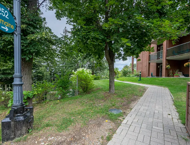 Le Domaine Chambre d'hôtel hotel detail image 1