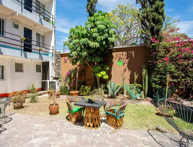 La Paz & Love Hostel hotel detail image 1