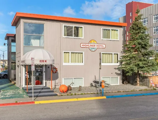 Highliner Hotel - Deluxe Interior King Rooms- No View hotel detail image 2