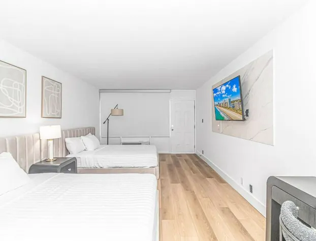 Fifth and Ocean hotel detail image 3