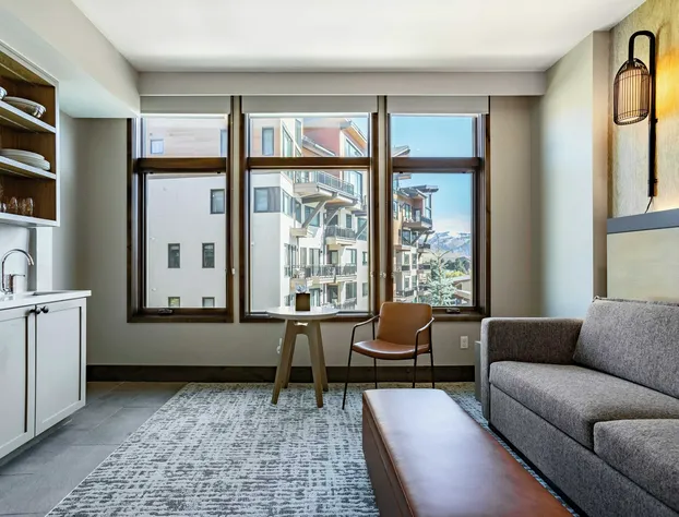 Eagle River by Avantstay Located in the Westin hotel detail image 4