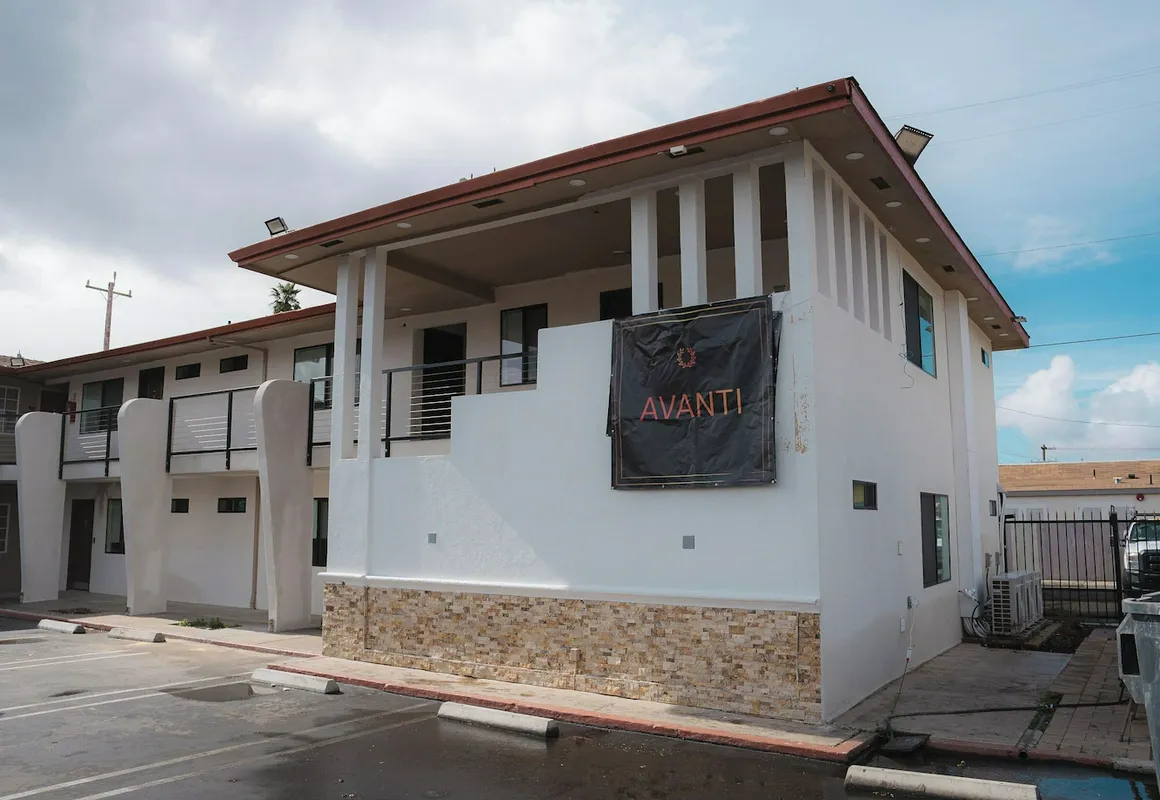 Hotel Avanti hotel hero