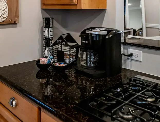 1BR Mobile Condo with Community Pool hotel detail image 4