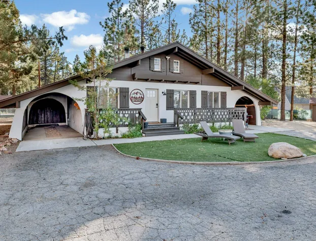 THE Cottage #2153 hotel detail image 1