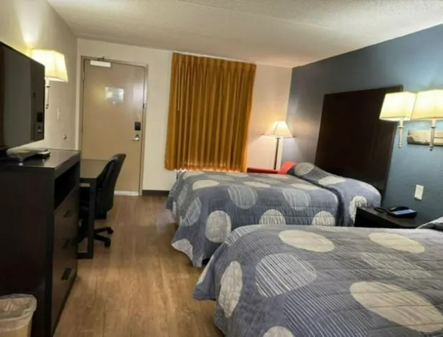 Hilltop Inn hotel detail image 3