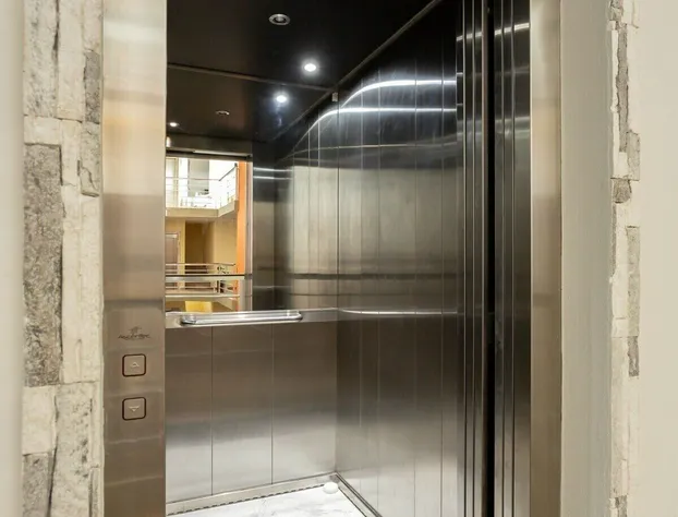 TJ Boutique Suites hotel detail image 2