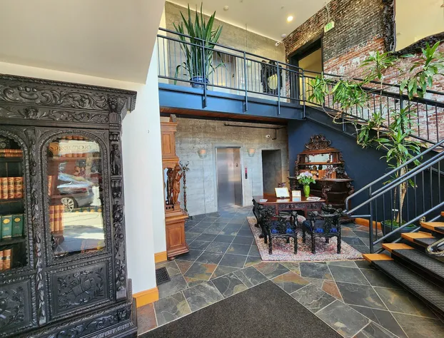 Thistledown on Oak hotel detail image 1