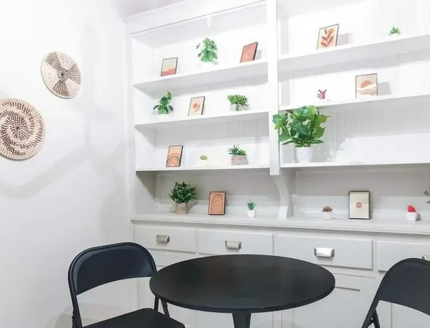 Near Museum Midtown Main House hotel detail image 4