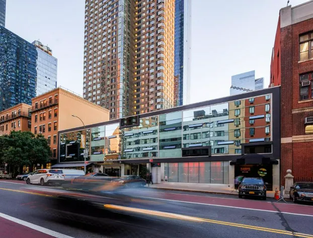 Hudson Yards Hotel hotel detail image 2