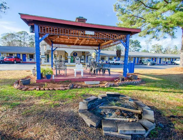 Sportsman's Inn Plymouth 252-793-3095 hotel detail image 4