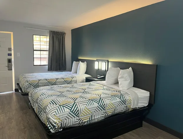 Studio 6 Extended Stay - Huntsville, AL University Drive hotel detail image 4